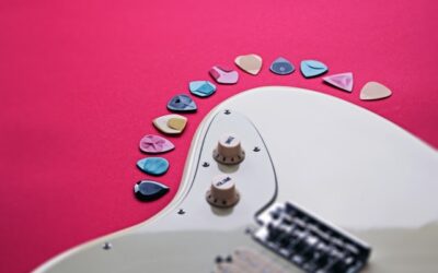 Picking the Right Pick For Guitar