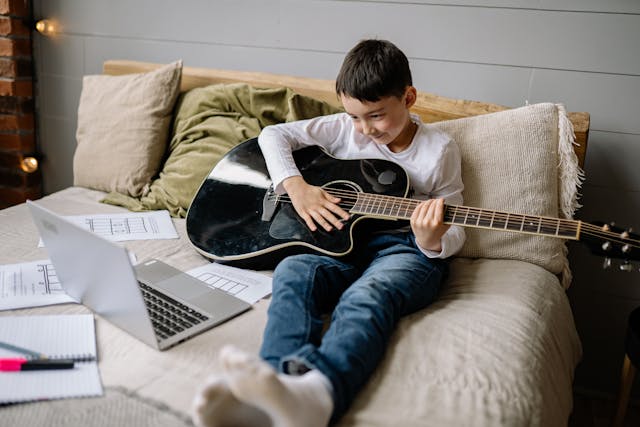 How to Play Guitar Tabs - Adult Guitar Lessons